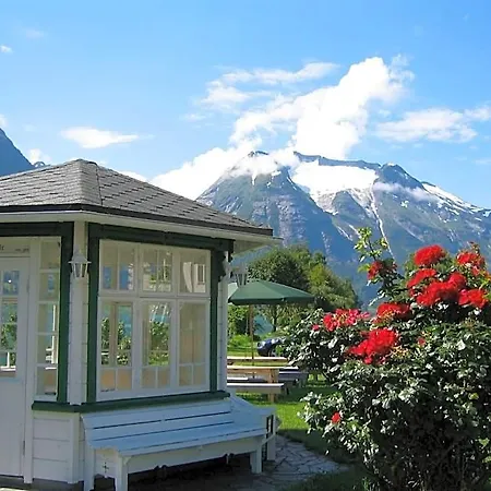 Hjelle Hotel