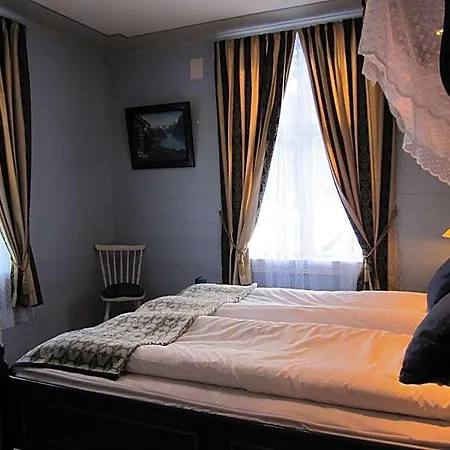 ホテル Hjelle Hotel